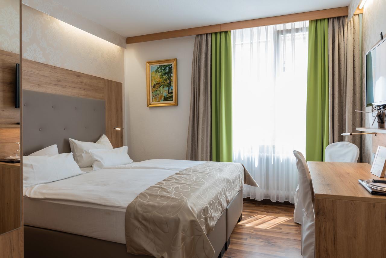 Hotel Central Bad Mergentheim Ngoại thất bức ảnh